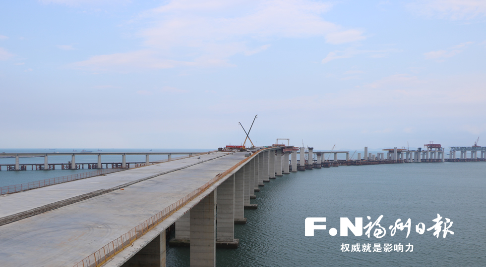 長平高速松下跨海特大橋樁基完工 明年下半年通車