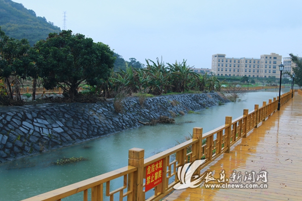 五竹村河道木棧道提升.JPG